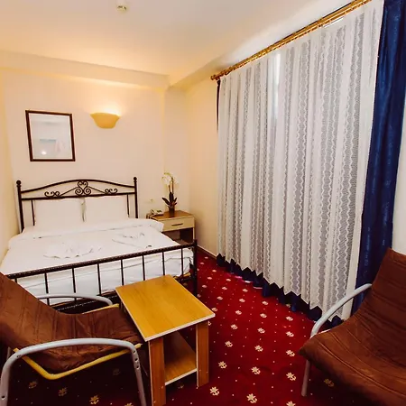 Ozalp فندق أورتاجا